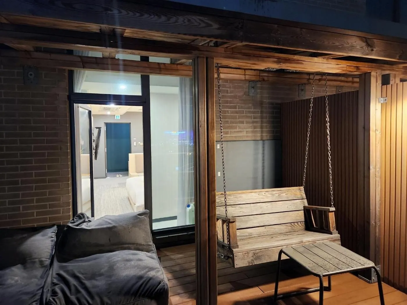 Hound Hotel Busan Station