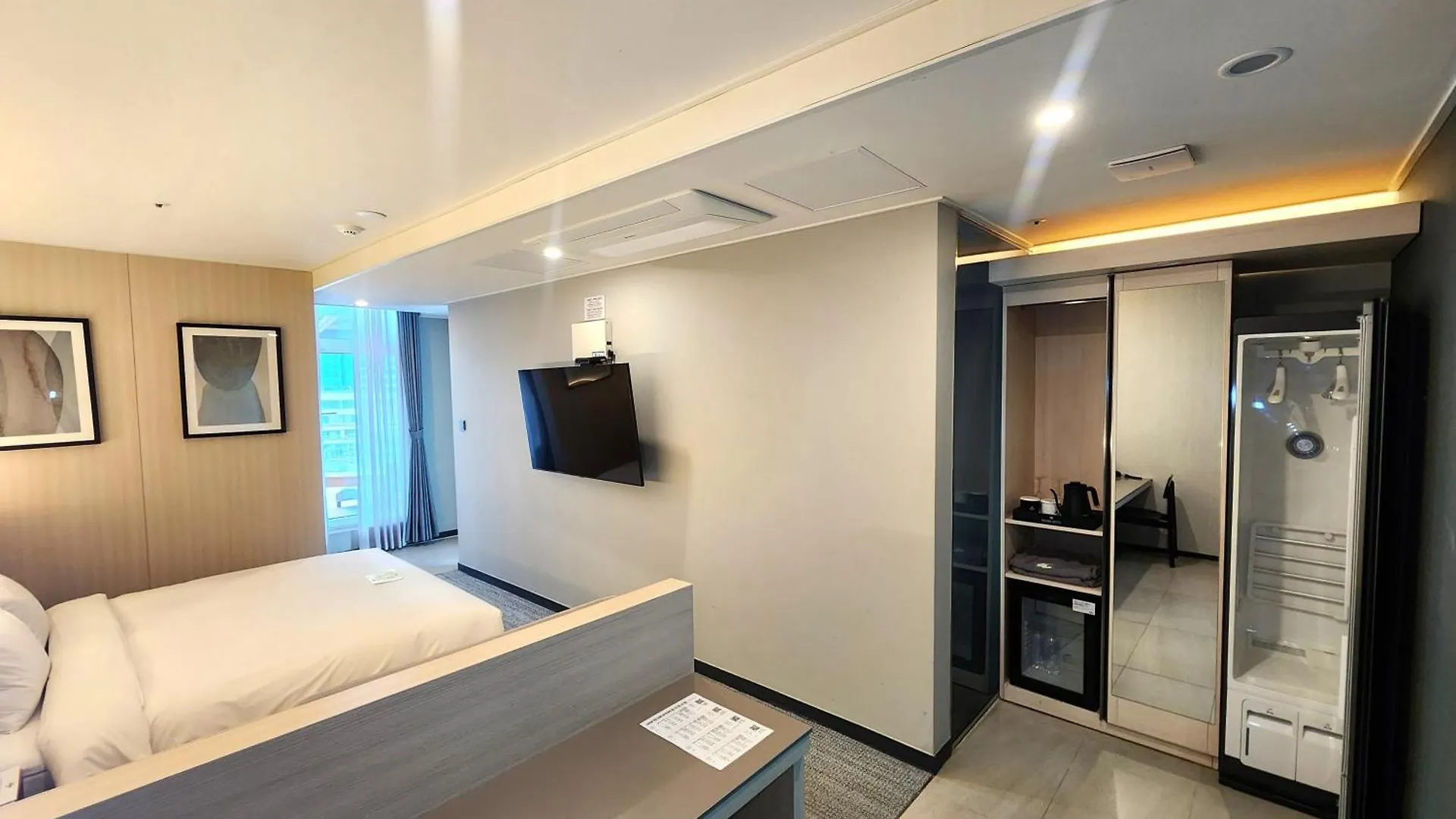 Hound Hotel Busan Station