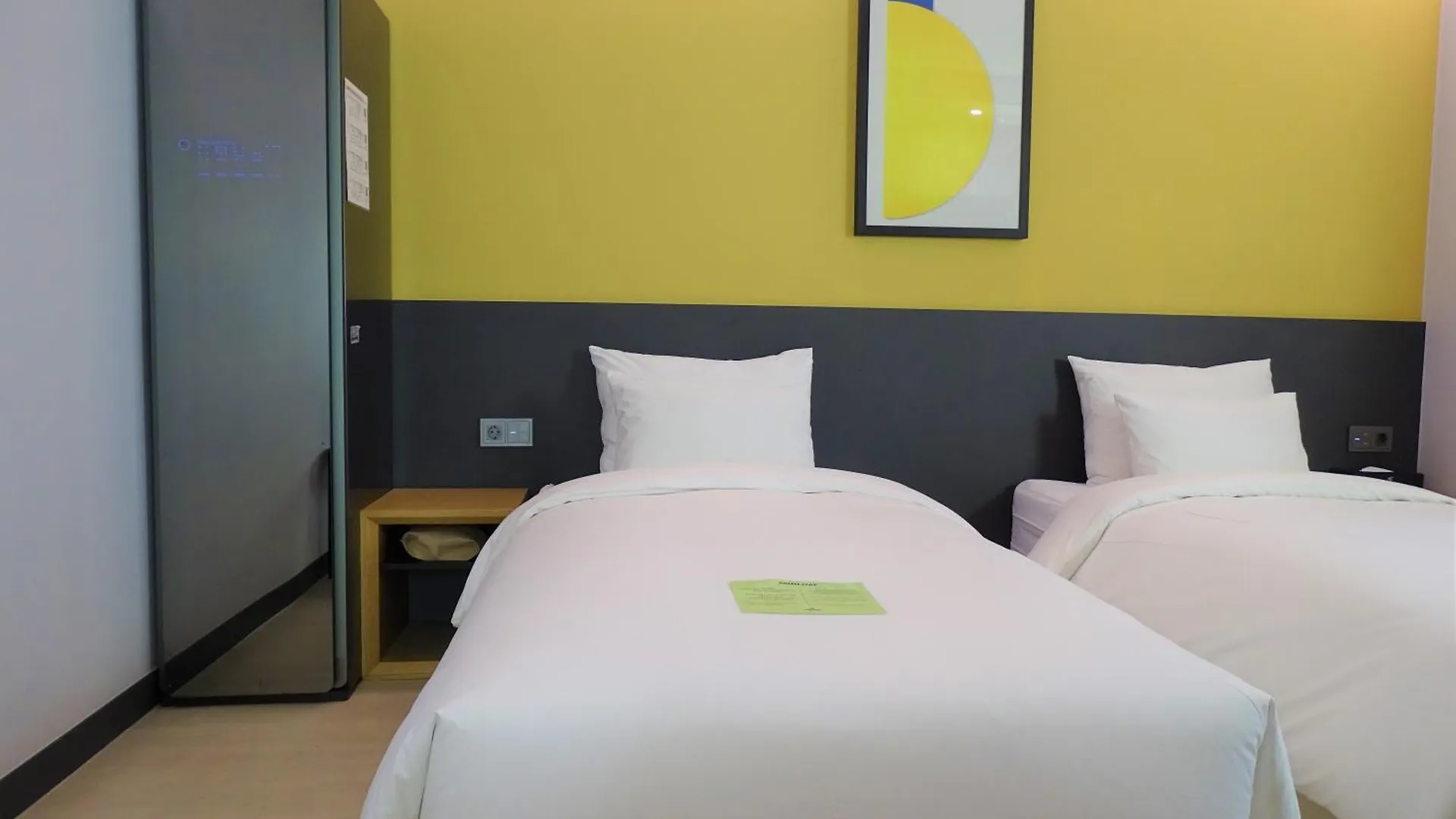 Hound Hotel Busan Station 3*,  South Korea