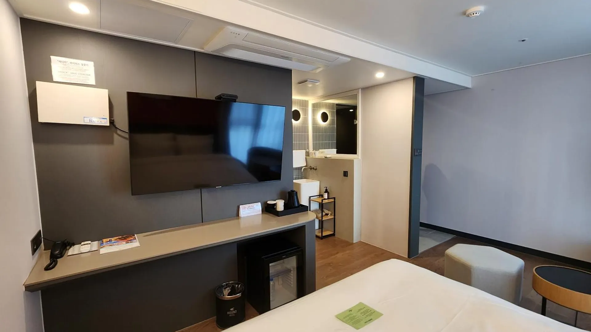 Hound Hotel Busan Station