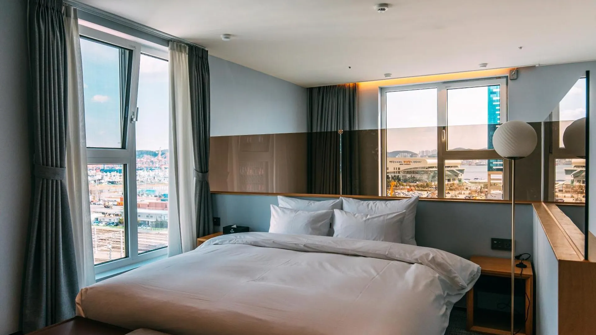 Hound Hotel Busan Station