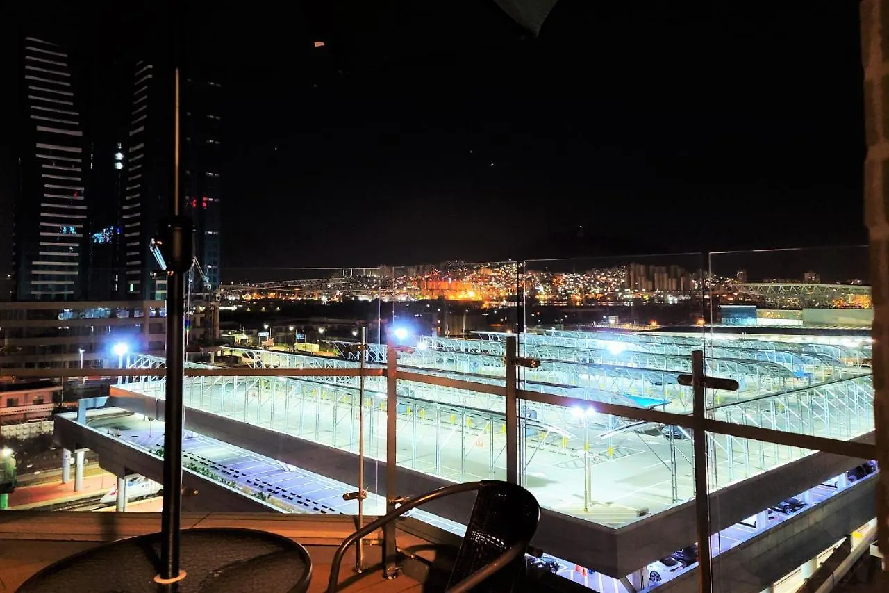 Hound Hotel Busan Station 3*,  Южная Корея