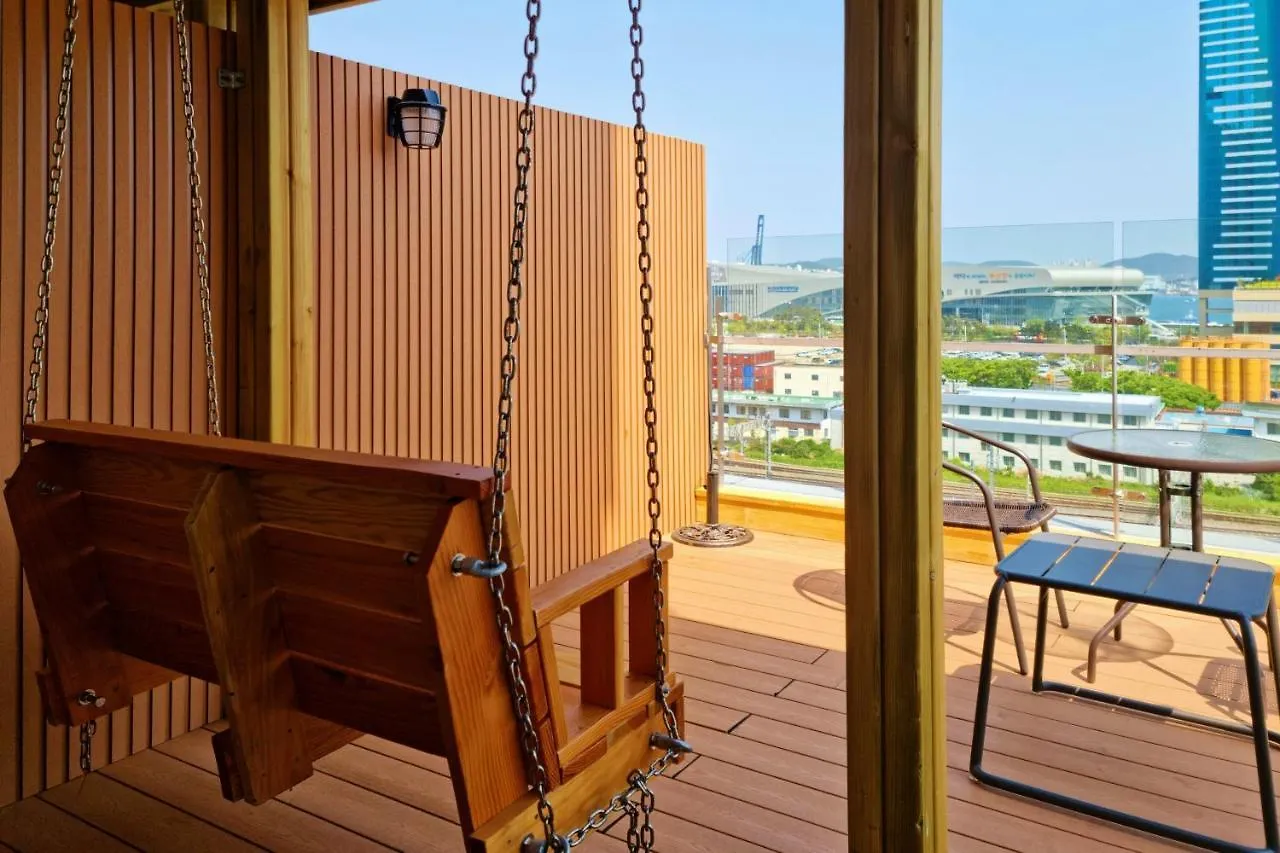 Hound Hotel Busan Station
