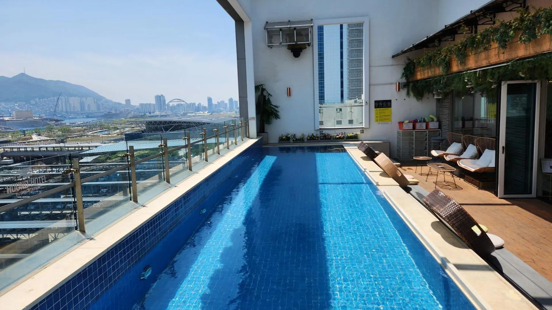 Hound Hotel Busan Station